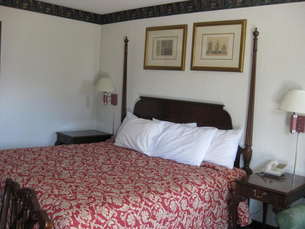 Regency Inn Of Naperville Dış mekan fotoğraf